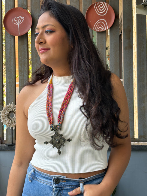 Shahi Saanjh Patwa Thread Necklace